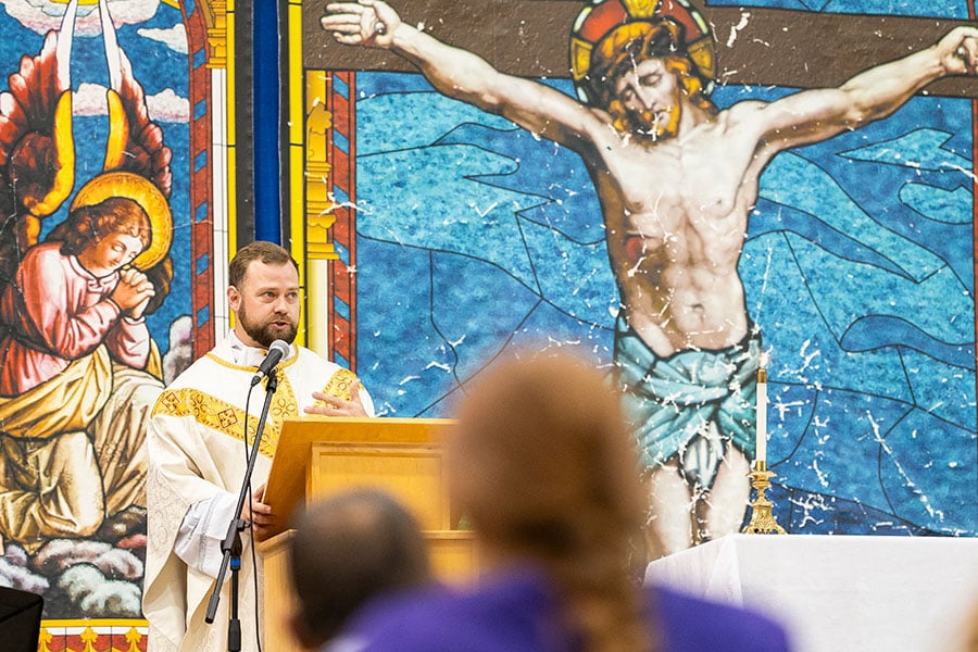 Fr. Brett Metzler celebrates Mass