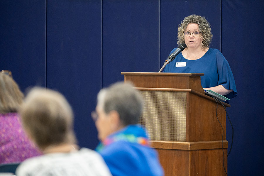 Theresa Schauf at podium