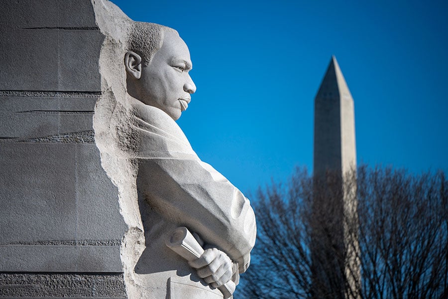 statue of MLK Jr