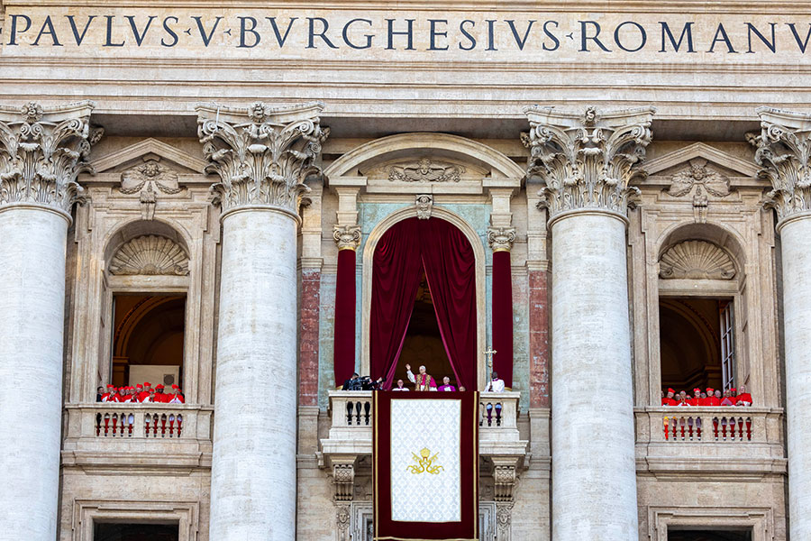 Pope LeoXVI stands on balcony