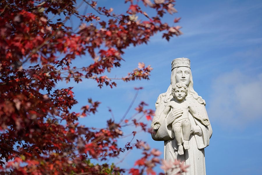 statue of Mary with Jesus